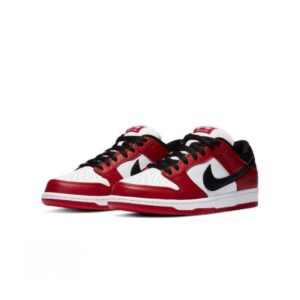 Nike SB Dunk Low Chicago